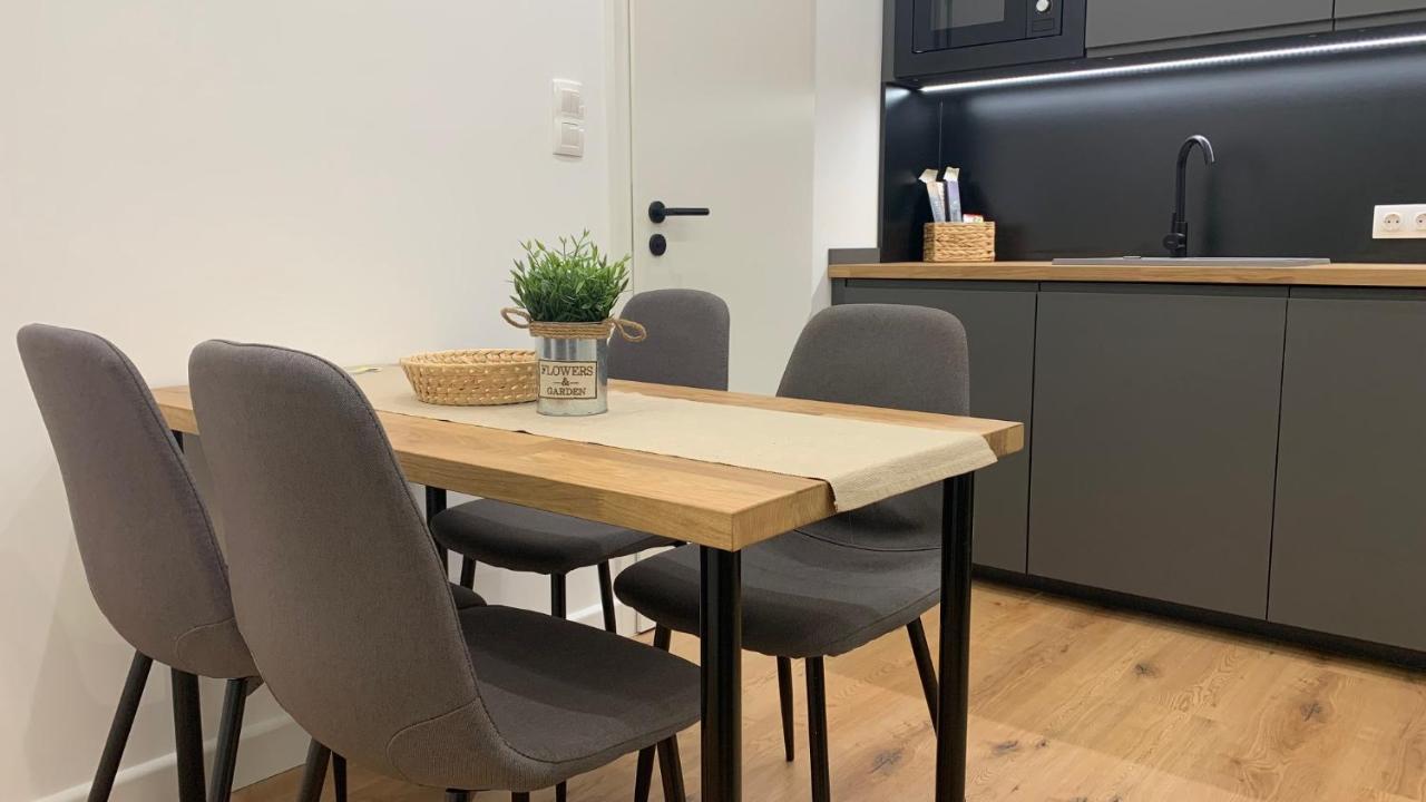 Sipsix Apartment - Modern 2 Bedroom Newly Renovated Flat With Ac In Budapest City Centre Luaran gambar